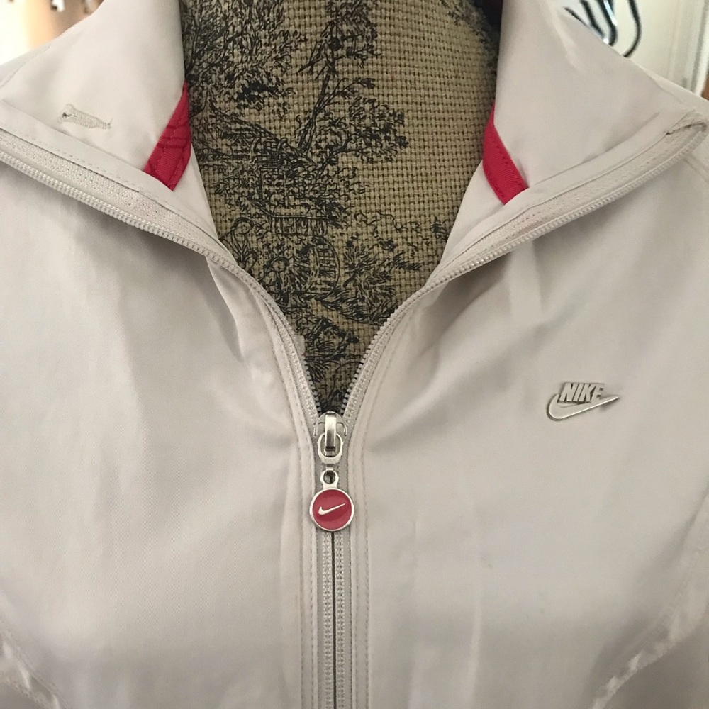 Nike running jacket - Picture 2 of 5